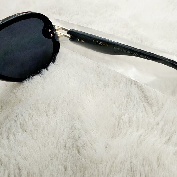 NEW Le Specs Missoma Jupiter Link Aviator Black Pearl Sunglasses - Picture 9 of 16